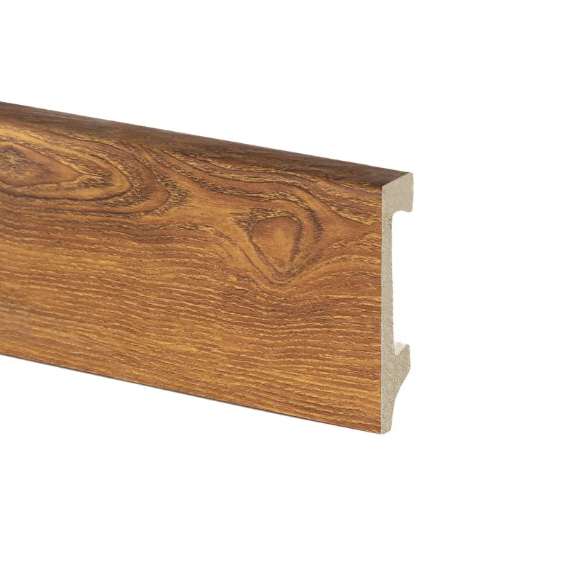 Epsilon Zócalo Plain 70mm x 15mm x 2,44m Roble Ambar de ATRIM: muestra del material